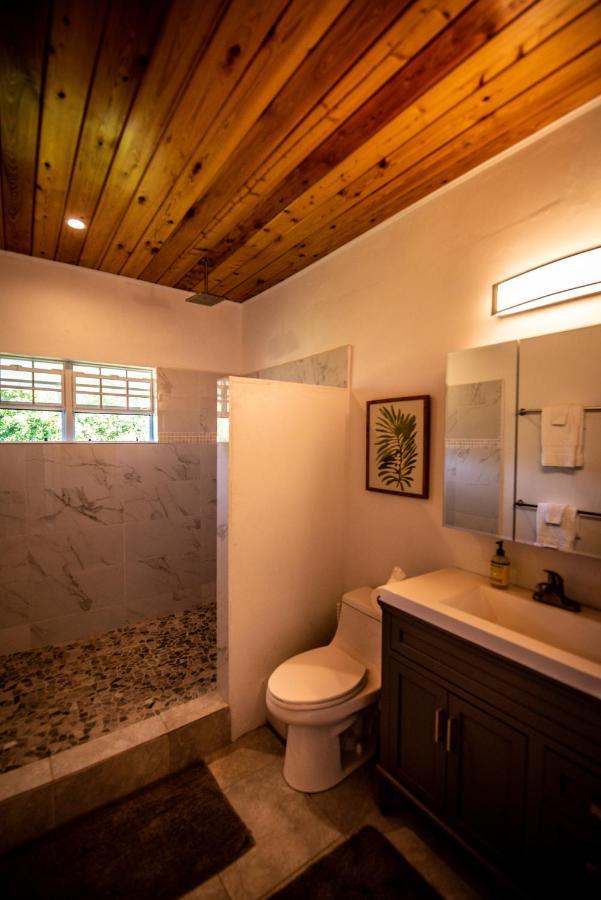 Fantastic Penthouse At Sunset Serenade Suites Cruz Bay Exterior foto